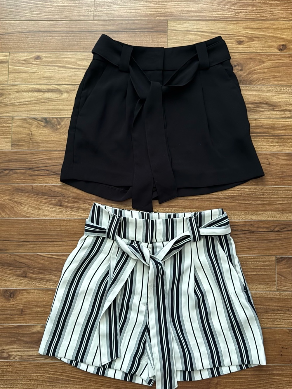 H&M Paperbag Waist Shorts Bundle - Set of 2 (Size 4)